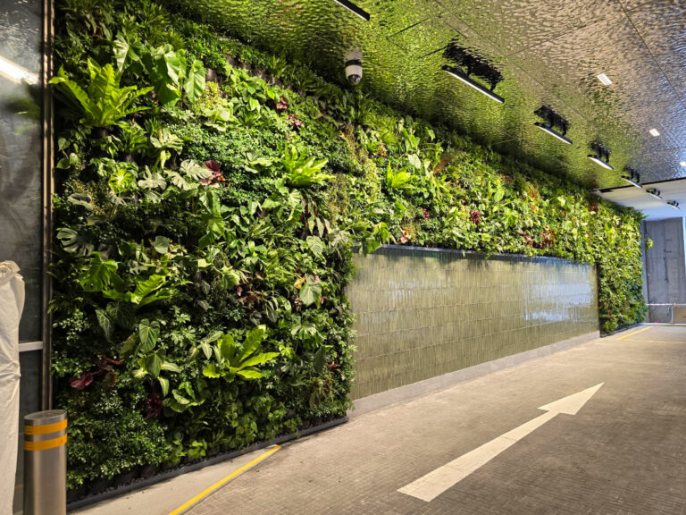 Sherlock Living Greenery 4